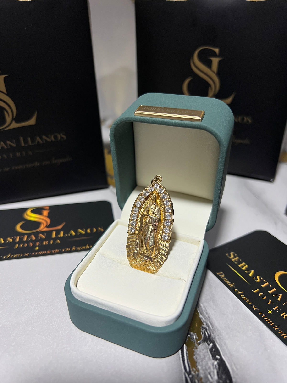 Dije Virgen de Guadalupe