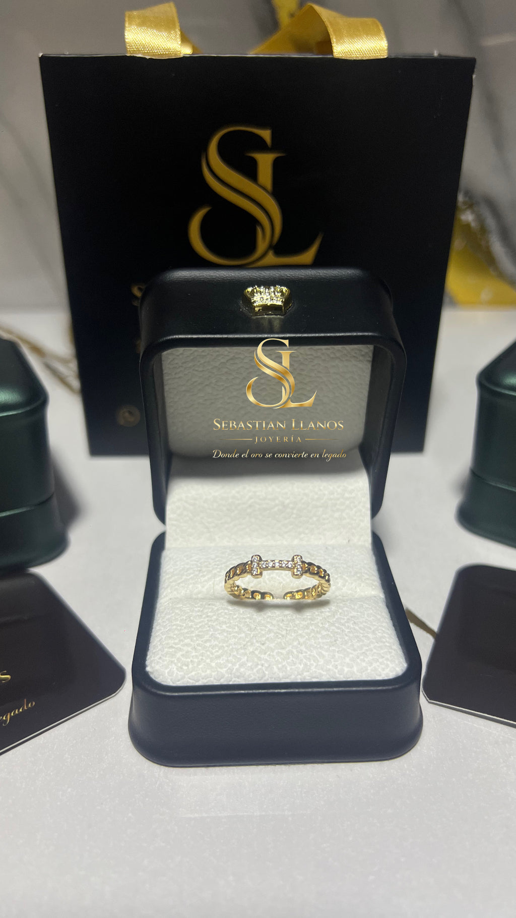 Anillo Higins