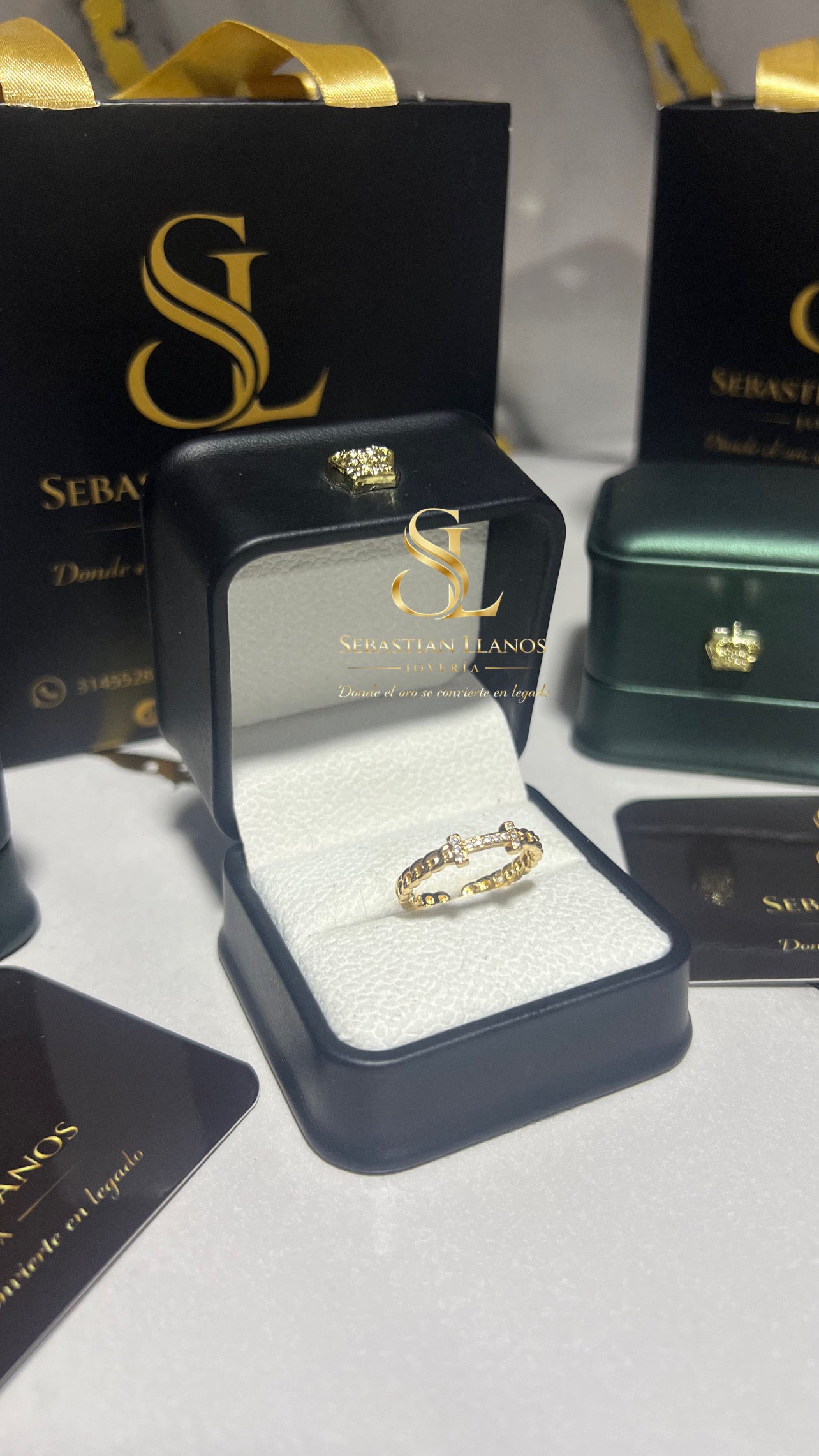 Anillo Higins